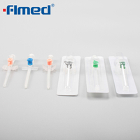 I.v. Cannula với cổng và cánh, vô trùng